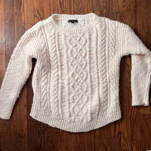 Banana Republic Ivory Wool Blend Sweater .. Ladies size Large